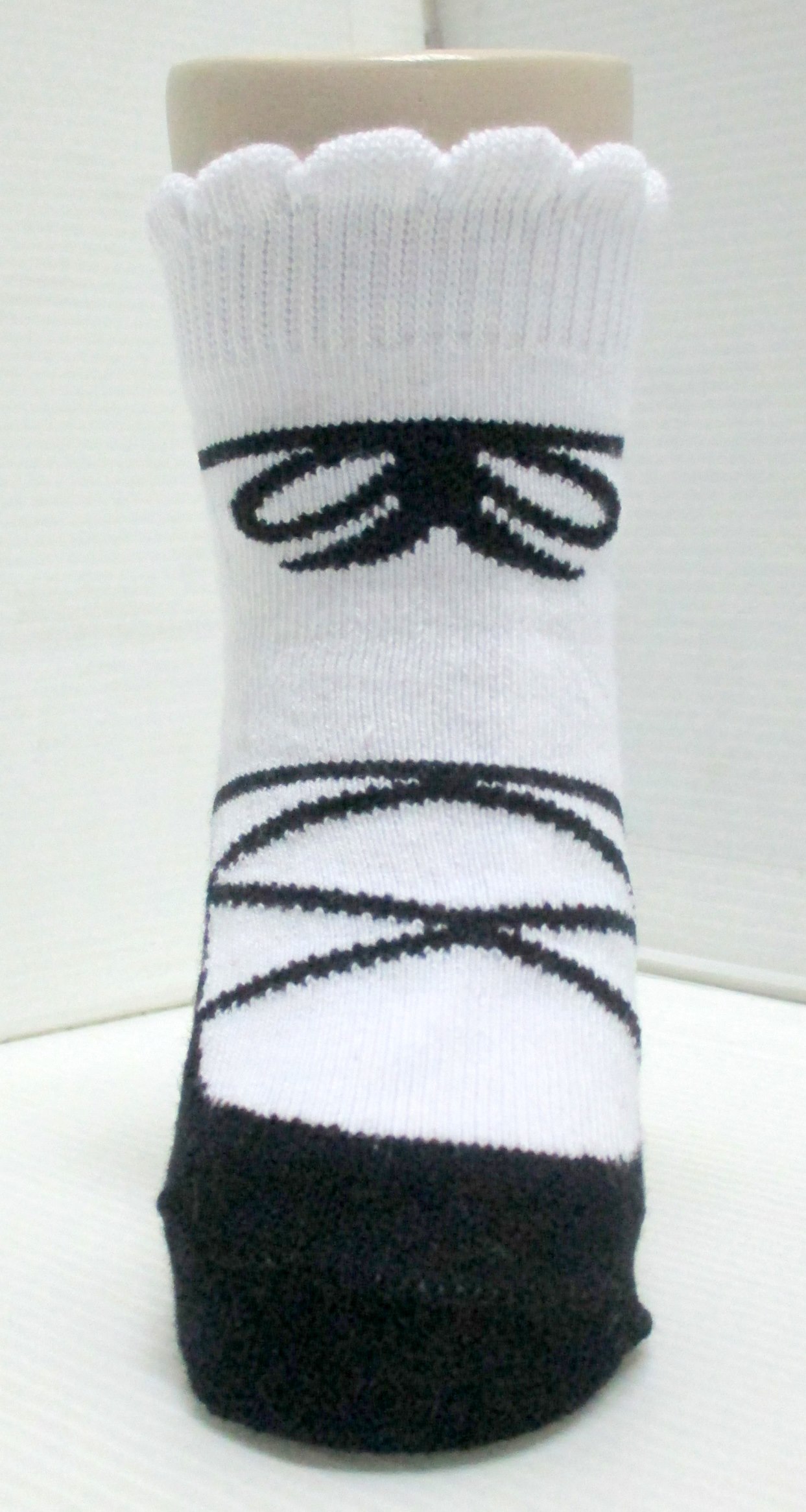 fancy cotton baby socks with lining design