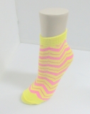 wave color striped ankle sock